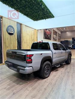 نيسان فرونتر